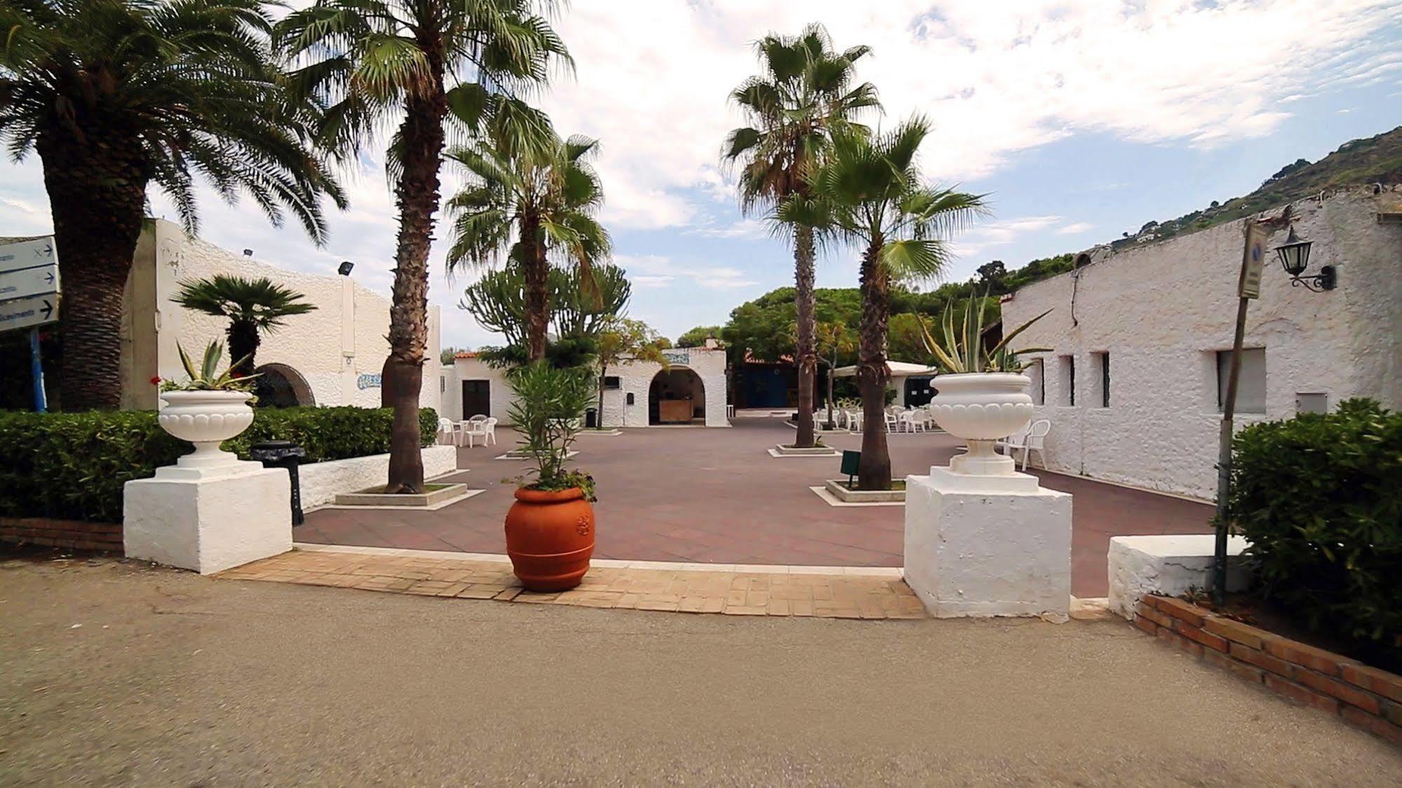 זמברונה Villaggio Sabbie Bianche מראה חיצוני תמונה
